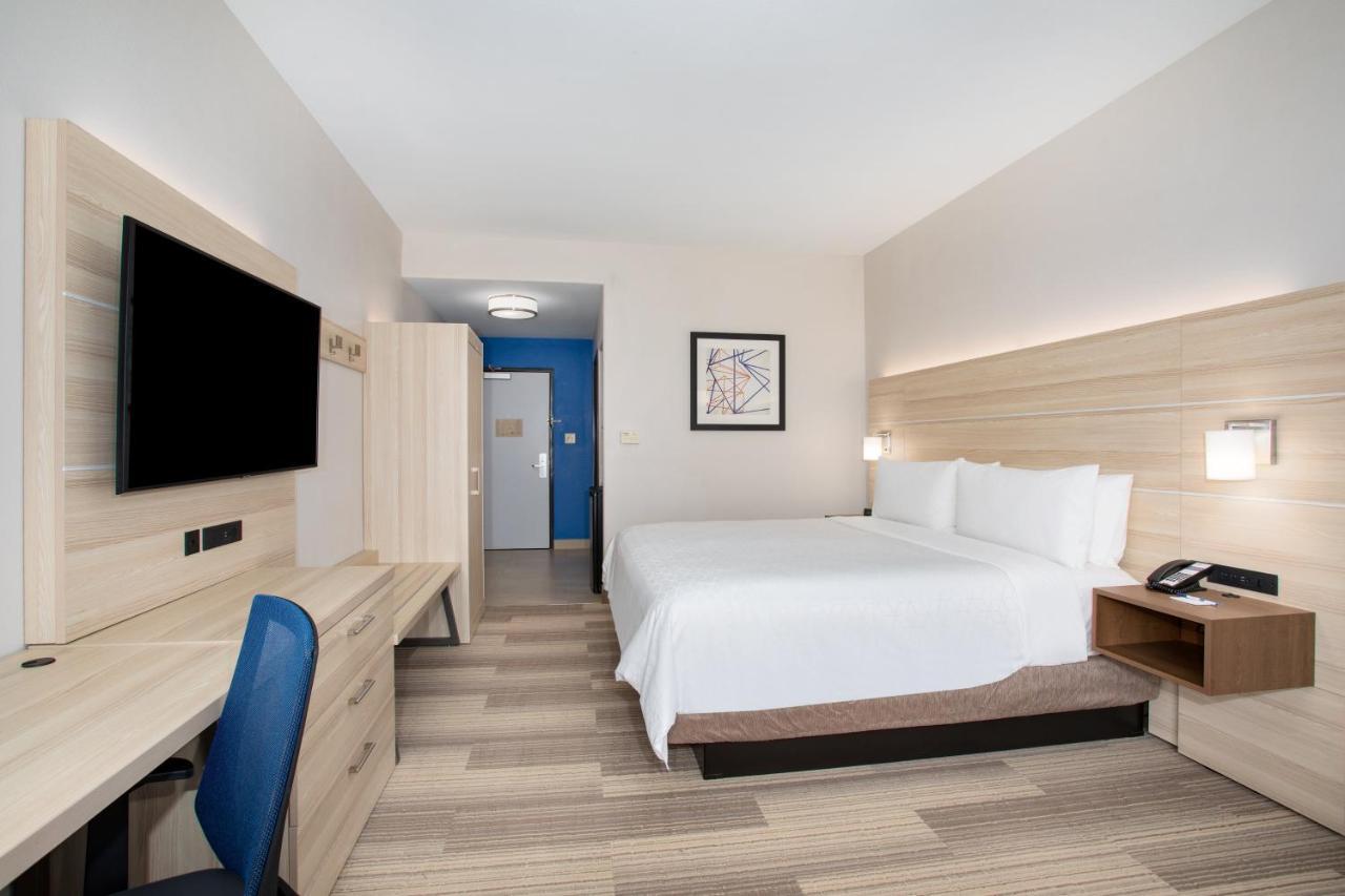 Holiday Inn Express & Suites Phoenix Glendale Dist By Ihg Ngoại thất bức ảnh