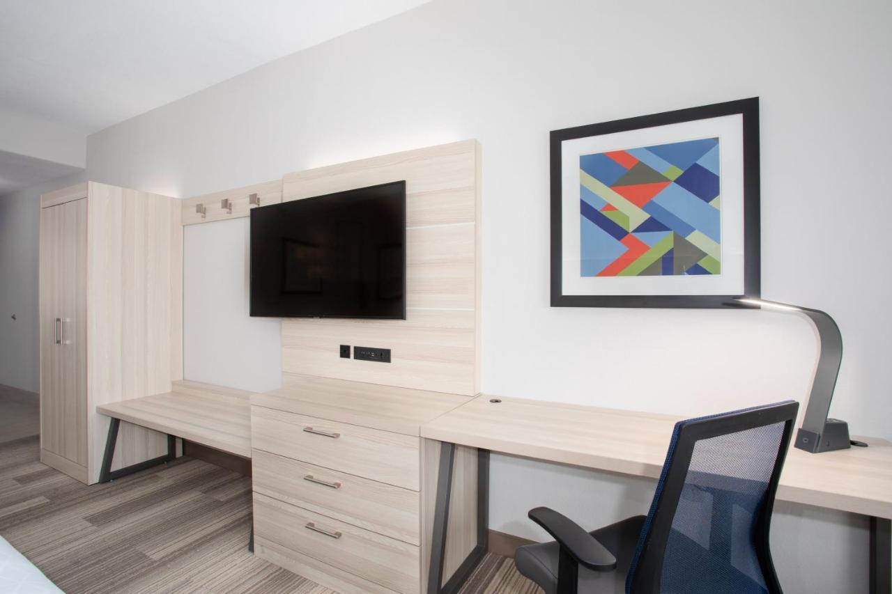 Holiday Inn Express & Suites Phoenix Glendale Dist By Ihg Ngoại thất bức ảnh