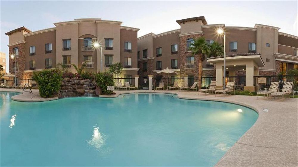 Holiday Inn Express & Suites Phoenix Glendale Dist By Ihg Ngoại thất bức ảnh