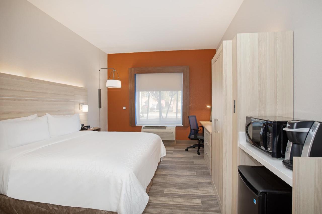 Holiday Inn Express & Suites Phoenix Glendale Dist By Ihg Ngoại thất bức ảnh