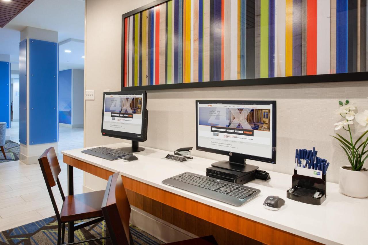 Holiday Inn Express & Suites Phoenix Glendale Dist By Ihg Ngoại thất bức ảnh
